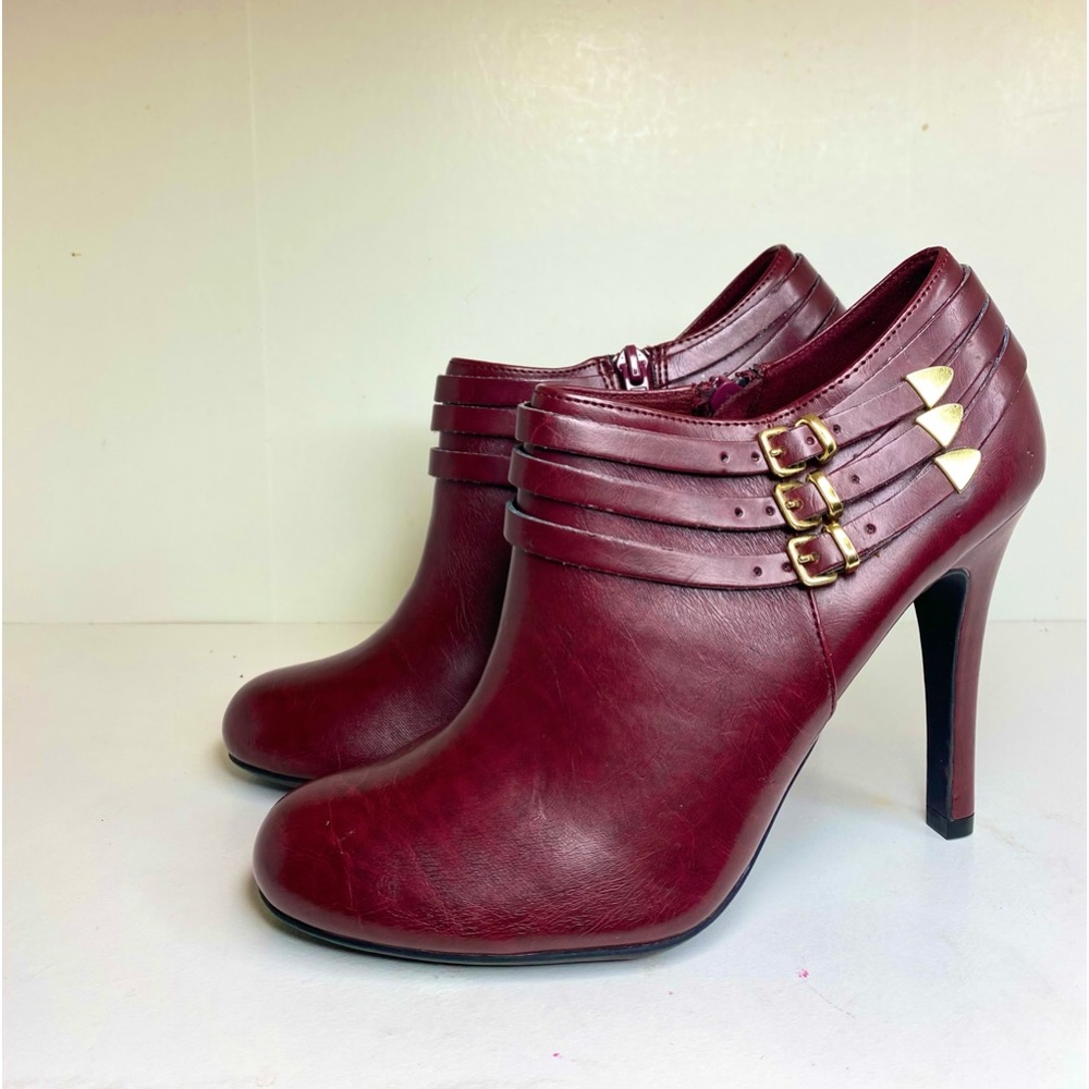 BOOTIES HEELS SHOES NWOT